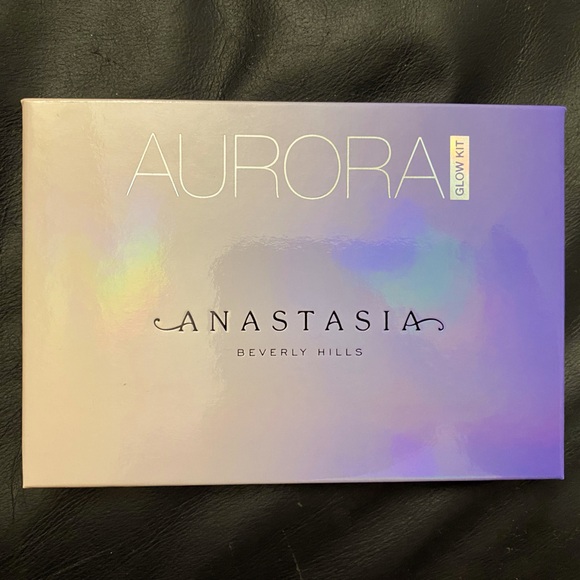 Anastasia Aurora Glow Kit - Picture 2 of 3